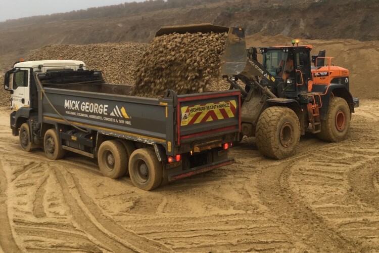 Mick George buys UK’s first Doosan DL-7 loaders